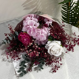 BORDO CİPSOLU BUKET