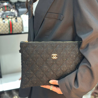 CHANEL CLUTCH