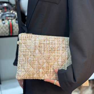 CHANEL CLUTCH