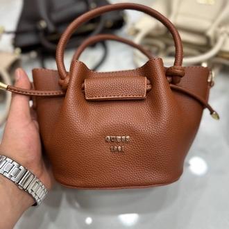 Guess Yavrulu Çanta