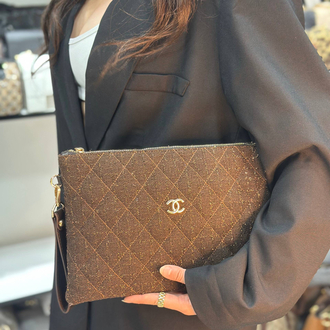 CHANEL CLUTCH