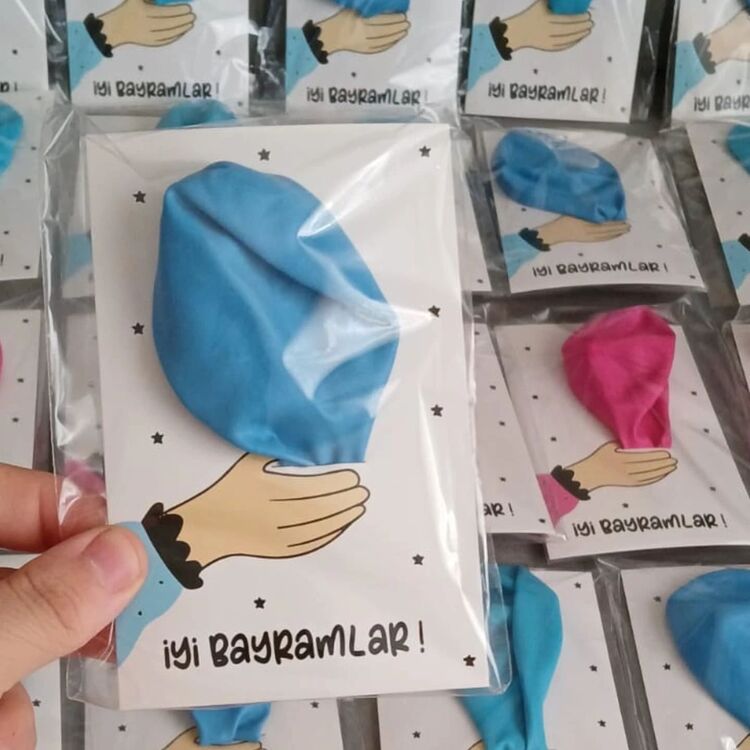Balonlu el bayram karti