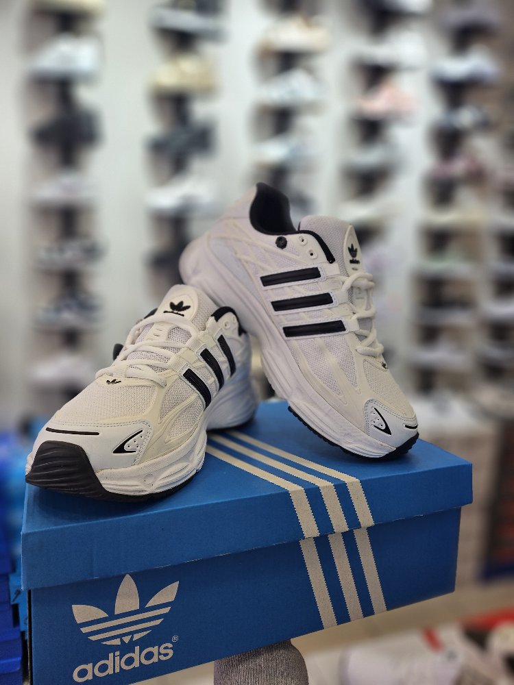 Beyaz Adidas Erkek Spor Ayakkabı 20288