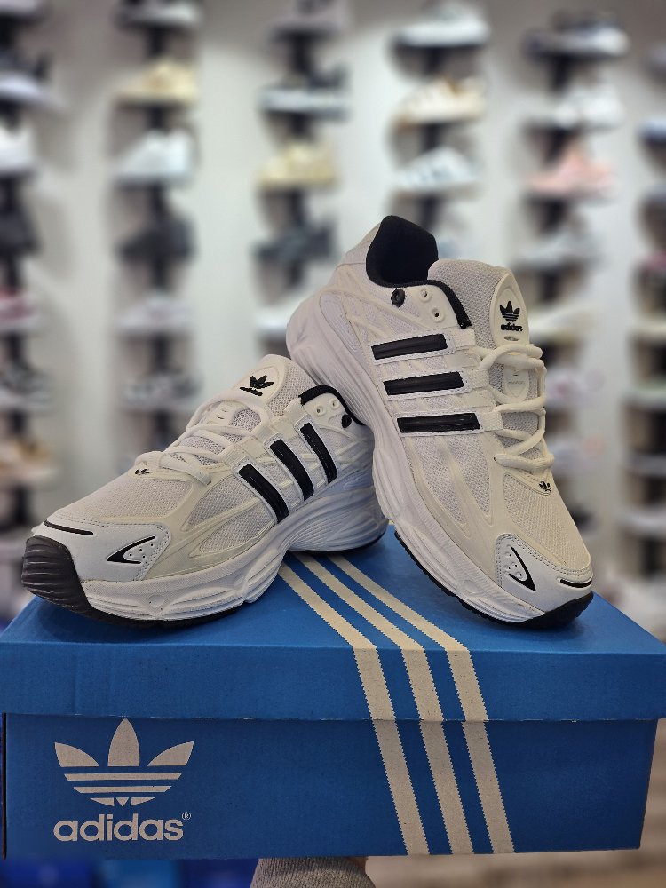 Beyaz Adidas Erkek Spor Ayakkabı 20288