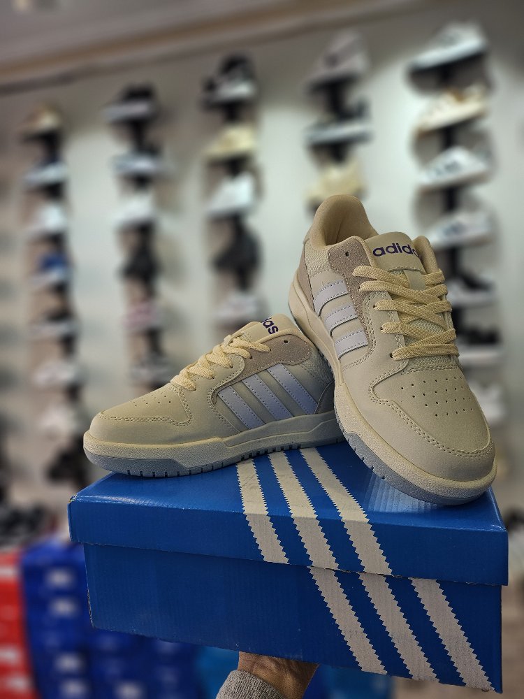 Krem Adidas Spor Ayakkabı 20290