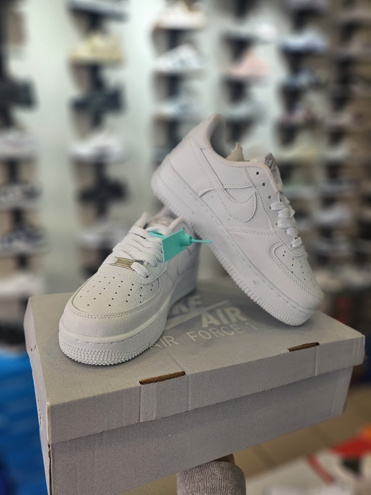 Nike Beyaz Air Force 1 