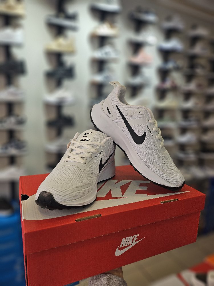 Nike Beyaz Spor Ayakkabı