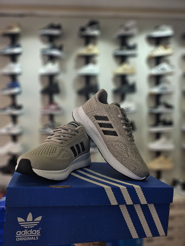 Gri Adida Spor Ayakkabı