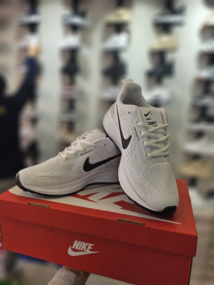 Nike Beyaz Spor Ayakkabı