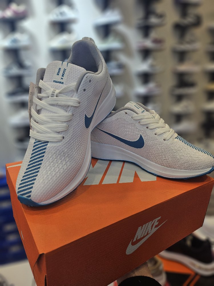 Nike Mavi Beyaz Spor Ayakkabı 20286
