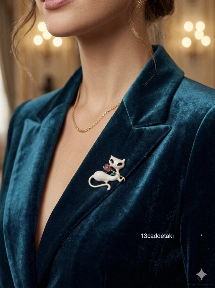 KEDİ FİGÜRLÜ MODEL BROŞ