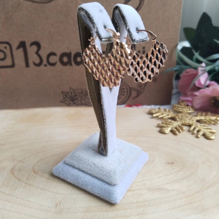 ÇELİK XUPİNG TIRTIKLI KALPLİ MODEL KÜPE