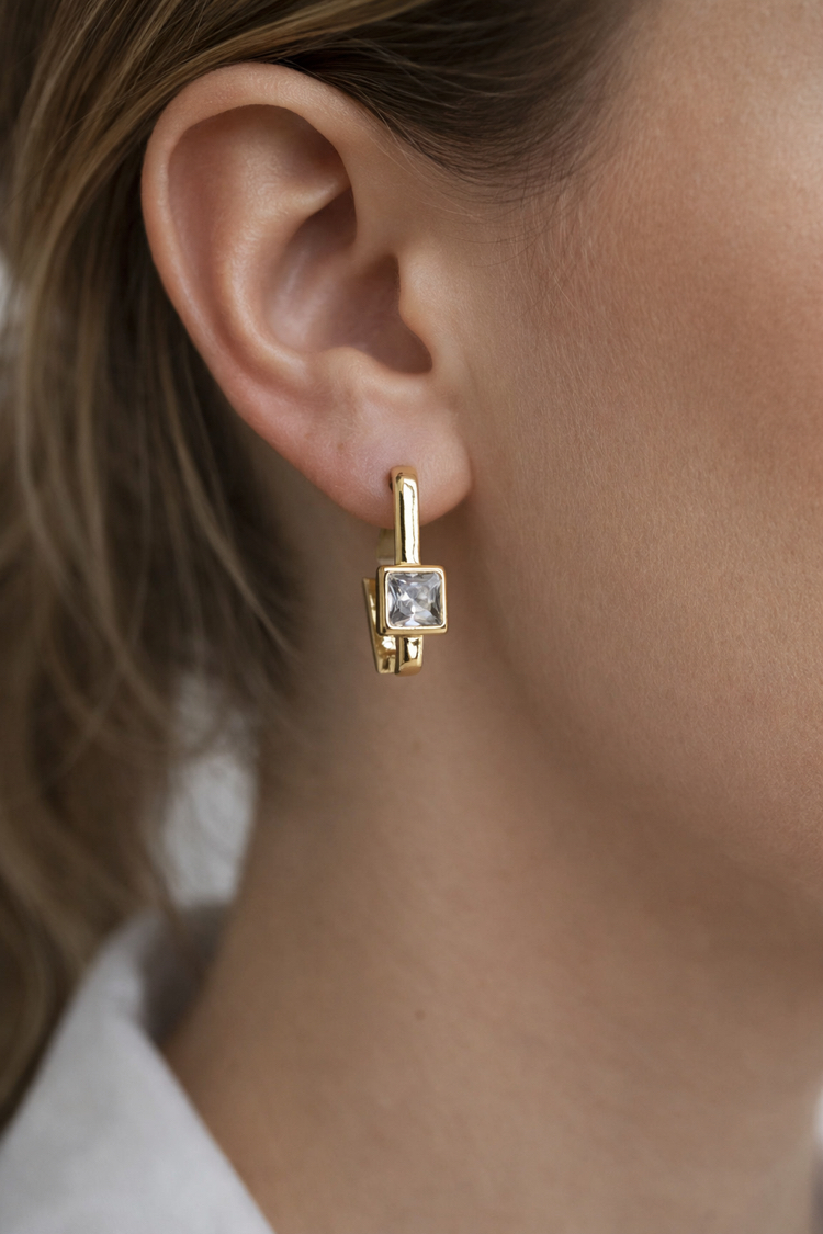 XUPİNG 14K TEK TAŞLI MODEL KÜPE