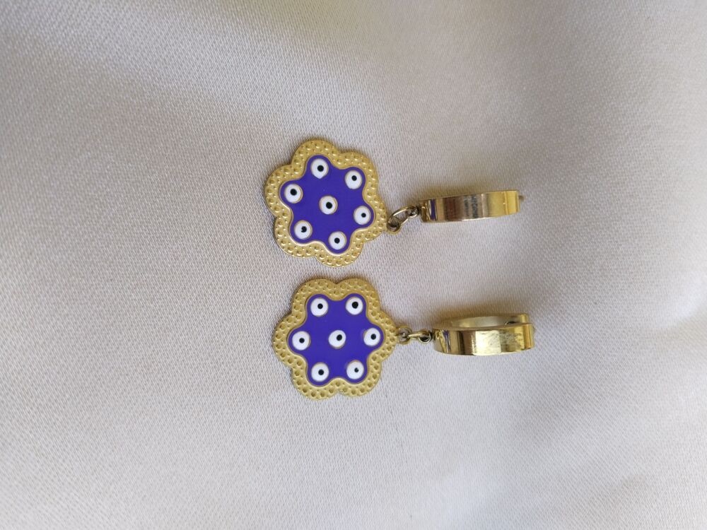 ÇELİK NAZARLI ÇİÇEK MODEL KÜPE