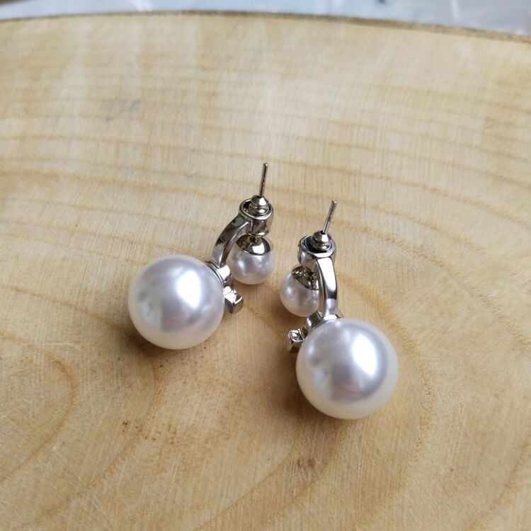 VİP ÖZEL SERİ İNCİLİ MODEL KÜPE 