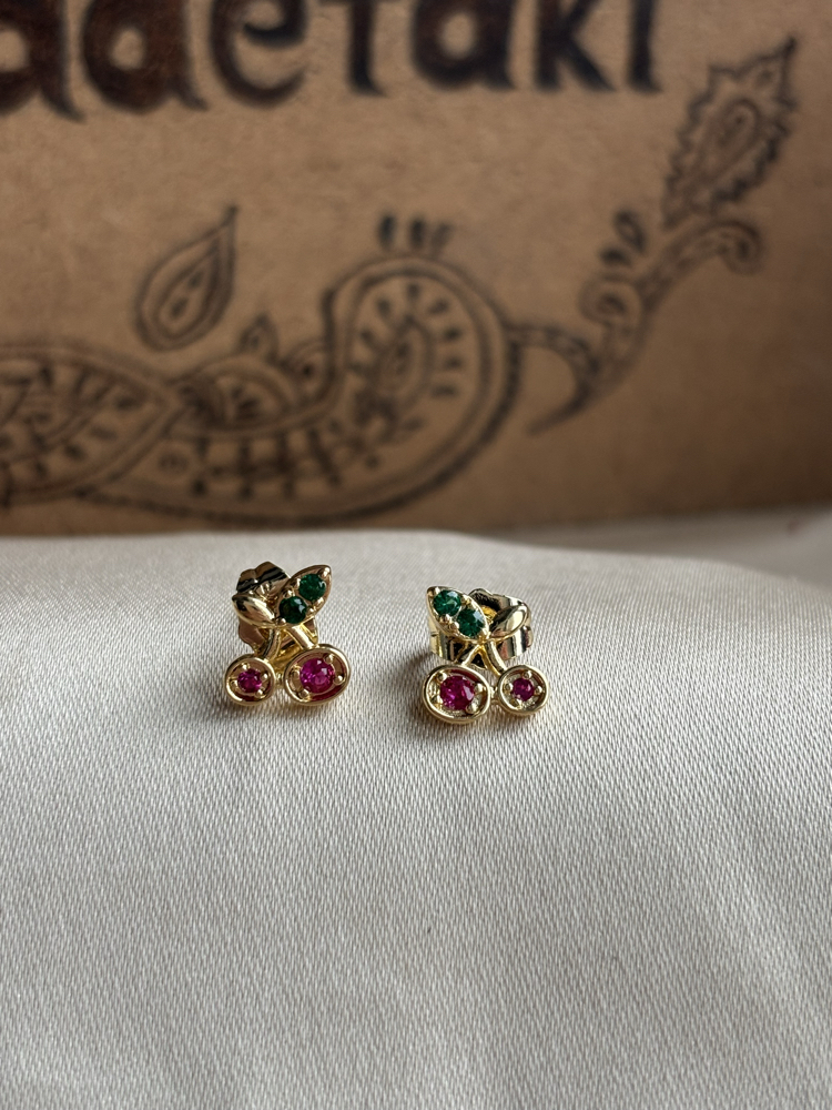 XUPİNG 14K KİRAZ MODEL KÜPE