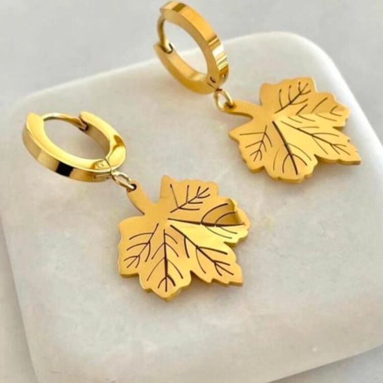 ÇELİK ÇINAR YAPRAĞI MODEL KÜPE