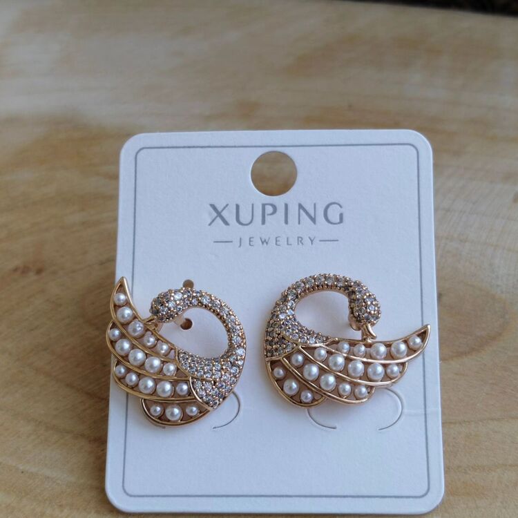 ÇELİK XUPİNG İNCİLİ KUĞU MODEL KÜPE 