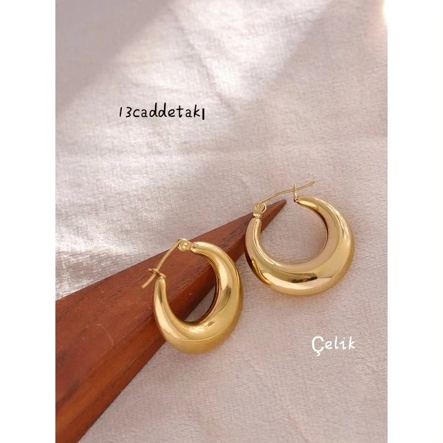 ÇELİK HALKA MODEL KÜPE