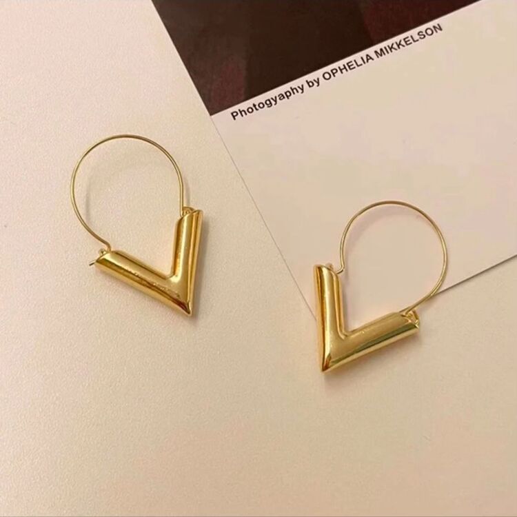 ÇELİK V MODEL TASARIM KÜPE 