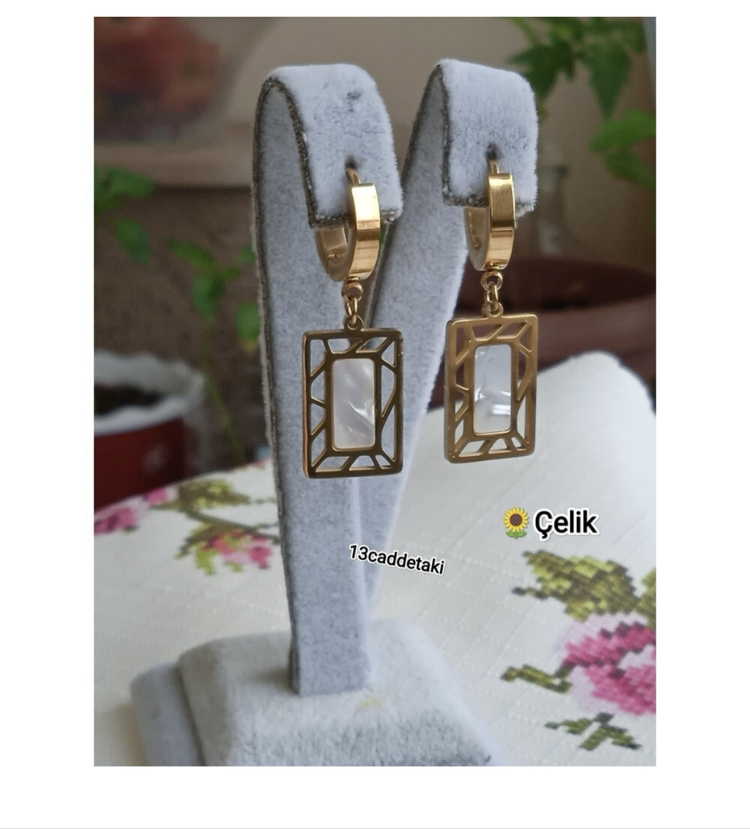ÇELİK SEDEFLİ DİKDÖRTGEN KÜPE