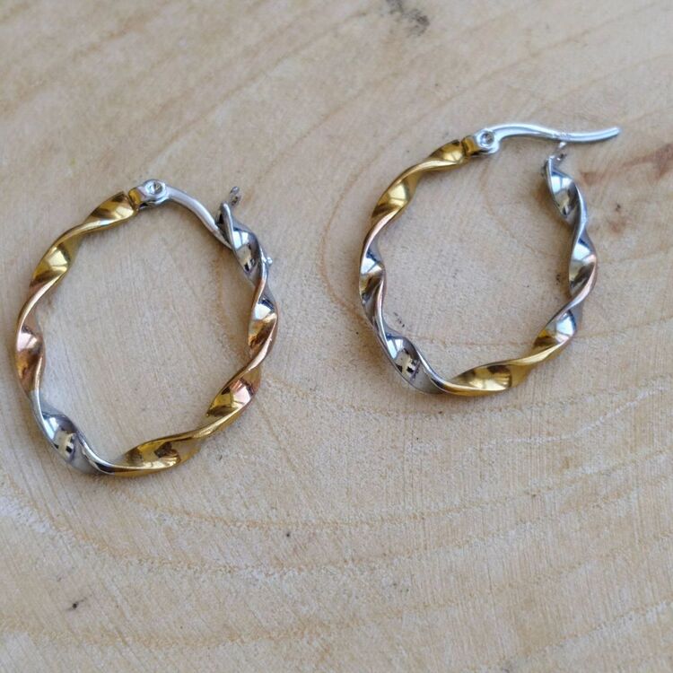 ÇELİK 3 RENKLİ OVAL HALKA MODEL KÜPE