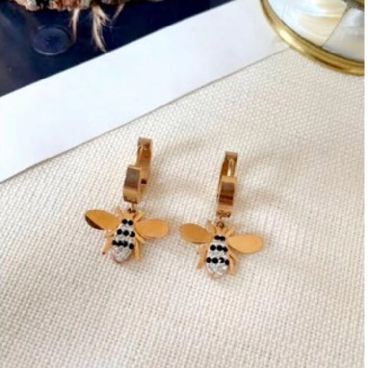 ÇELİK ARI MODEL KÜPE