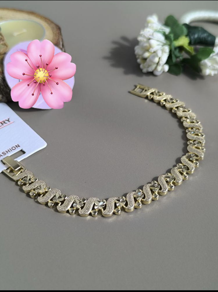 VİP 14K YALDIZLI KYUMCU MODEL BİLİEKLİK