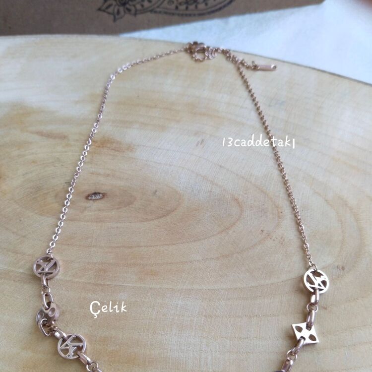 ÇELİK ROSE MRKA MODEL KOLYE