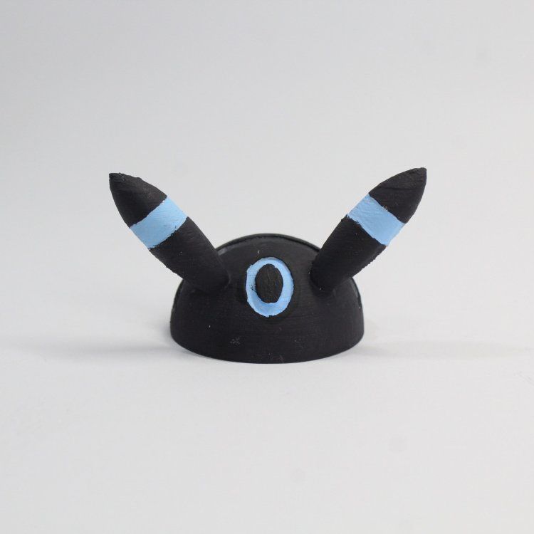 Umbreon Pokémon Kart Sergileme Standı