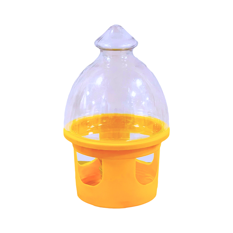 3 Renk Seçeneği ile: 1.5 LT Pratik Kafes Yemliği ve Suluğu