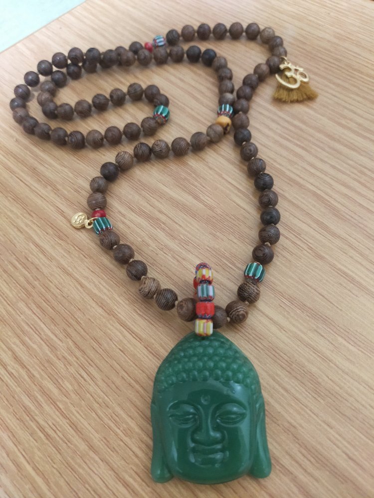 1067-buddha ahşap kolye