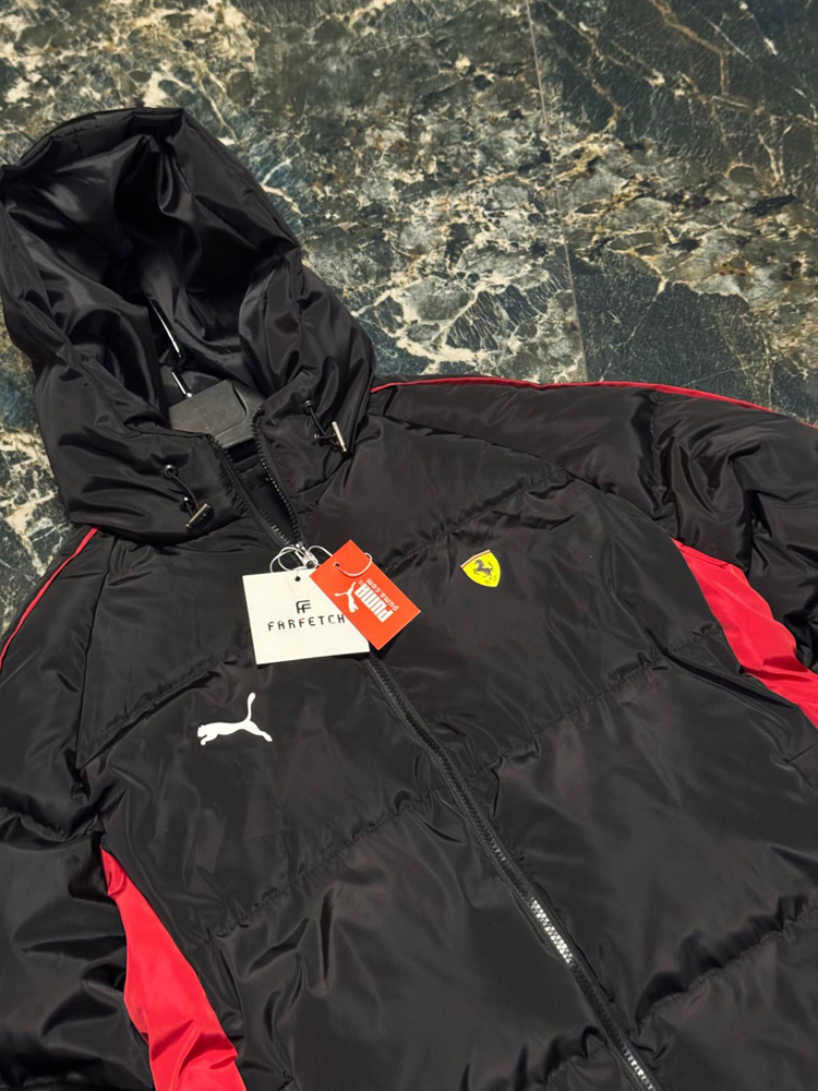 Ferrari Mont Siyah-Kırmızı