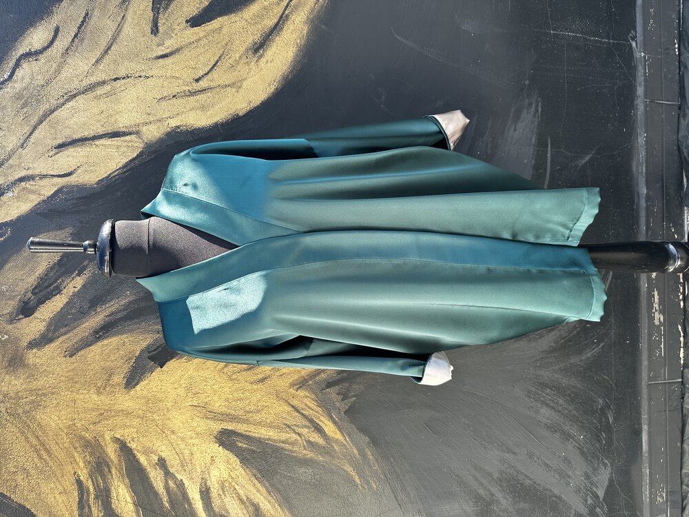 Hand-painted El-Irelia Kimono