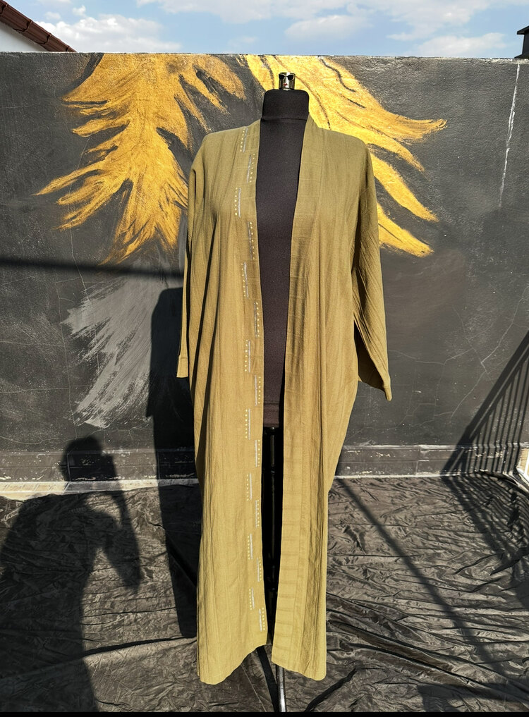 Hand-painted Linen Tiama Kimono 