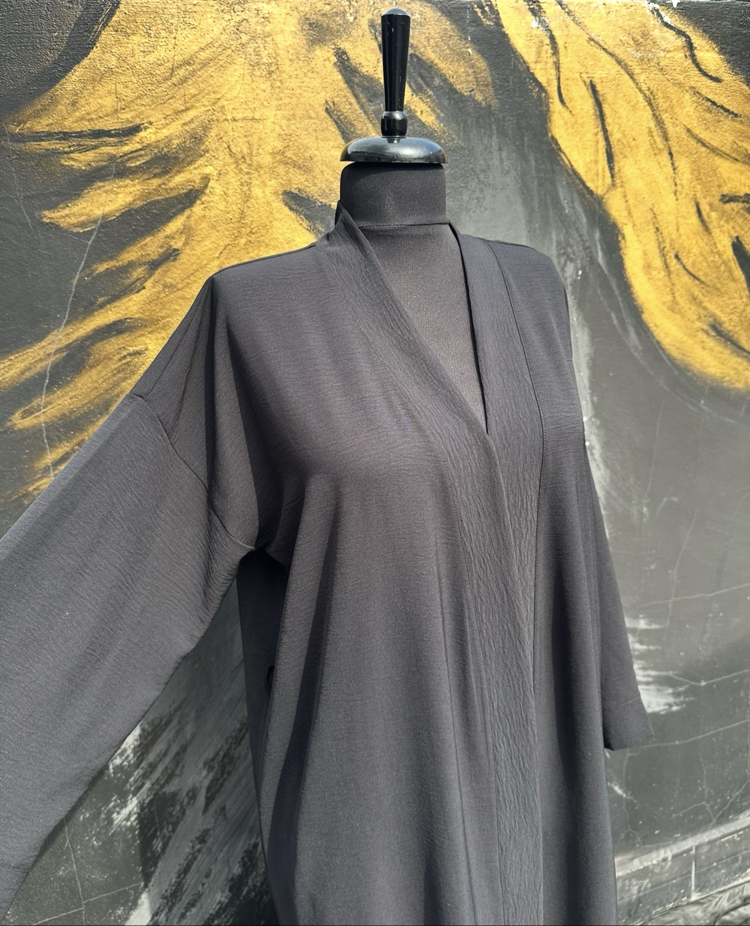 Hand-painted Noir Doré Kimono