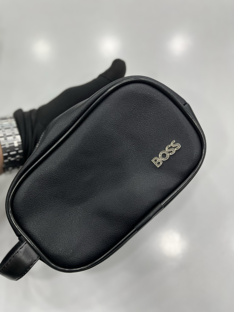 Hugo boss Premium Seri Siyah El Çantası & Portföy – Yeni Sezon