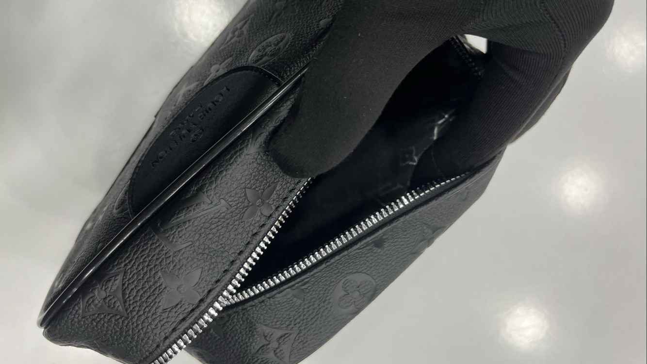 Louis Vuitton Dopp Kit Monogram Shadow Çanta