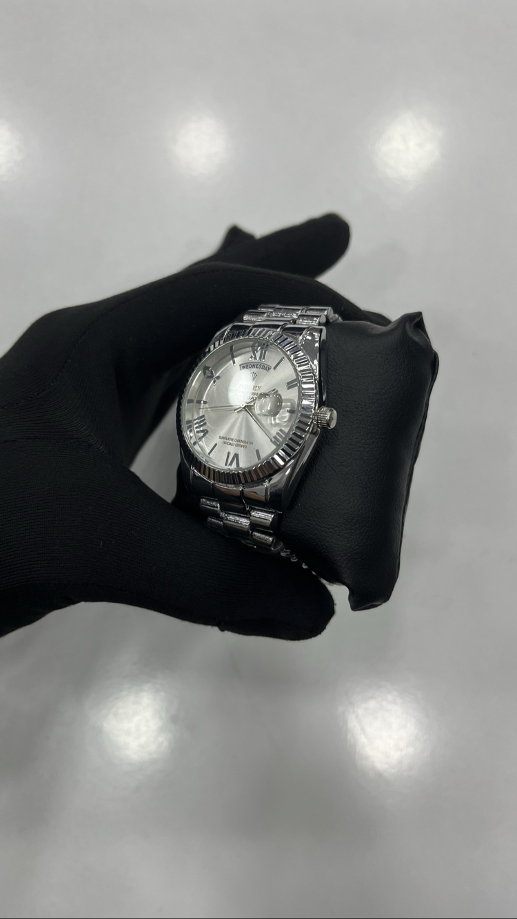 Rolex Oyster Perpetual Day-Date Gümüş Kadran Çelik Kordon Kol Saati