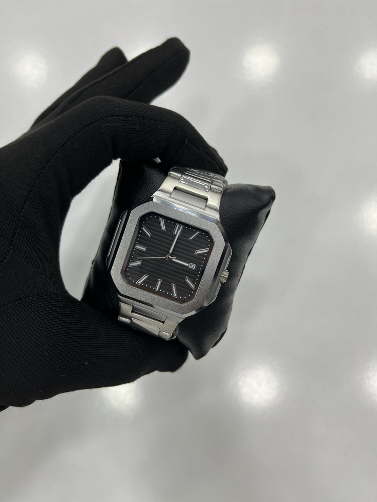 Onyx Square Edition – Fırçalanmış Çelik Modern Erkek Saati