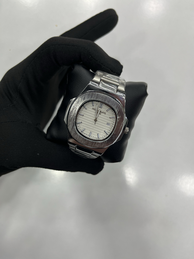 Nautilus Special Edition - Siyah Bezel Beyaz Kadran Çelik Saat + Cüzdan Hediye 