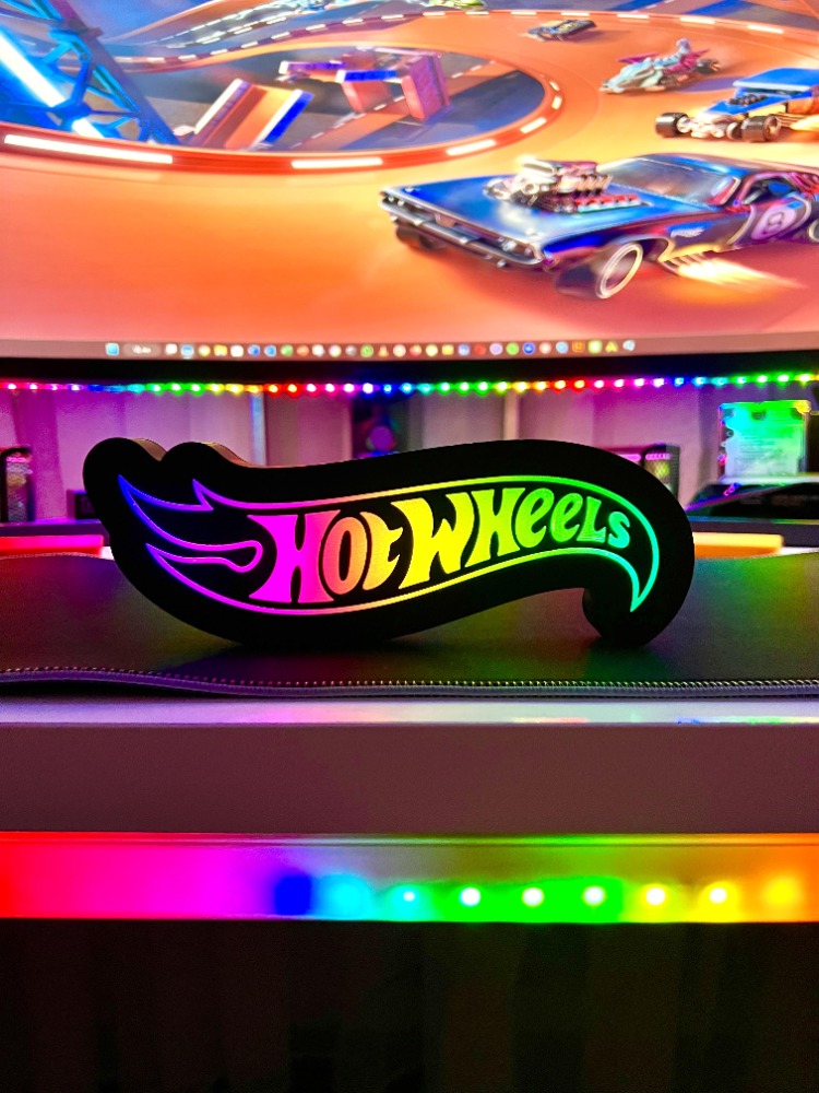 Hot Wheels Masaüstü / Duvar Aydınlatma Aksesuarı