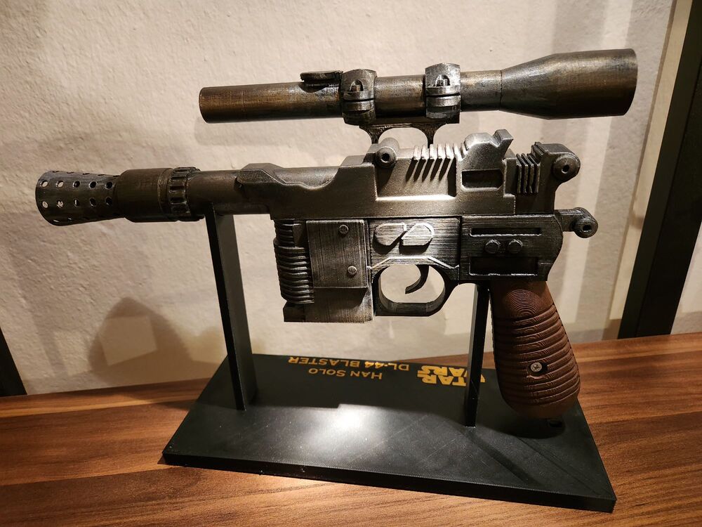 Han Solo DL-44 Blaster Reprika