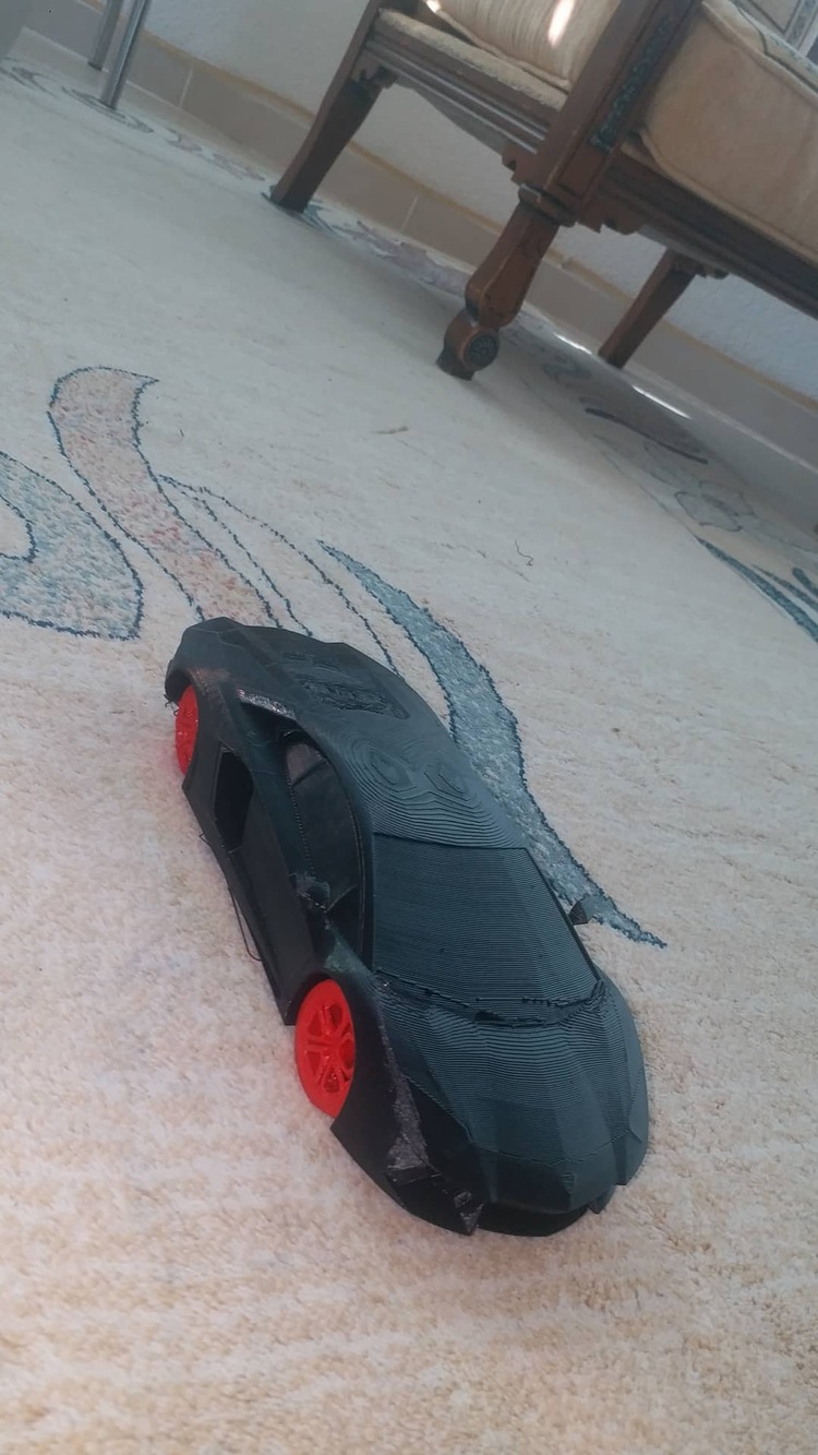 Lamborghini AVENTADOR