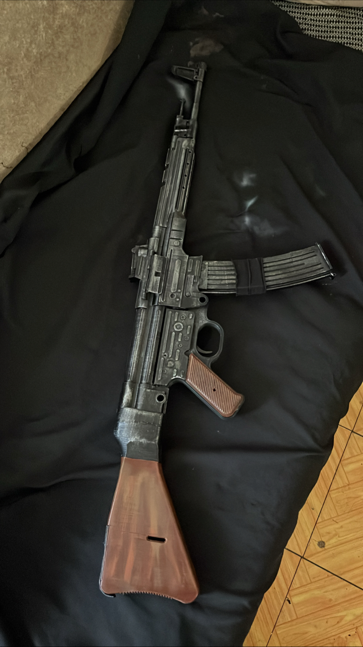 Stg 44
