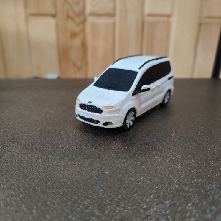 El Yapımı 3D Baskı Ford Tourneo Courier Model Araba