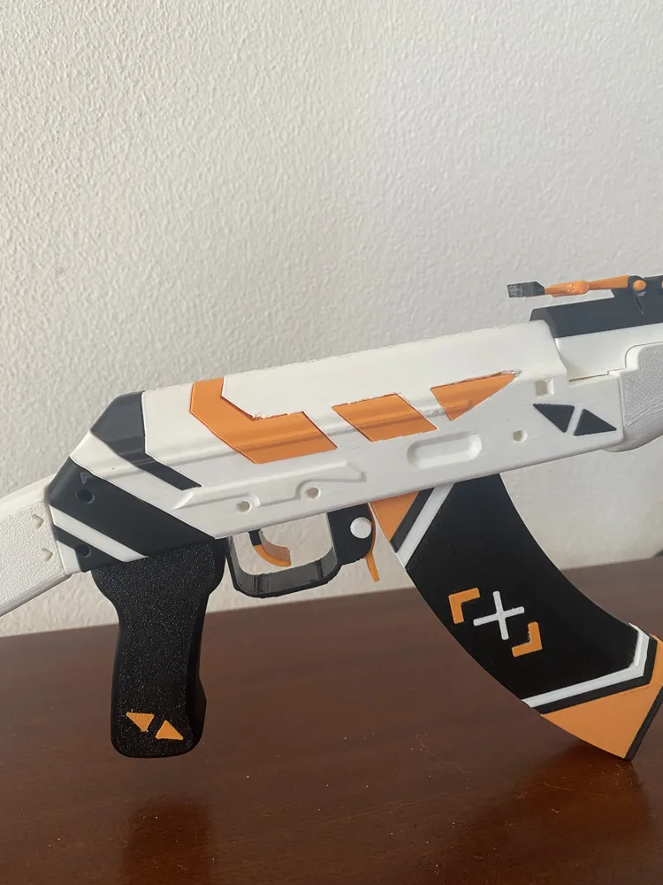 Efsane Geri Döndü: AK-47 | Asiimov 1:1 Ölçekli Koleksiyon Modeli