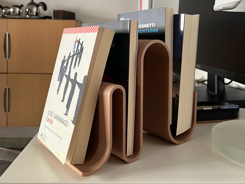 Wave Shelf: 3D Tasarım Dalgalı Kitap Standı ve Organizer