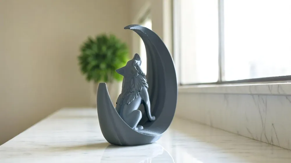 Geceye Şarkı Söyleyen Kurt: 3D Tasarım Dekoratif Figür