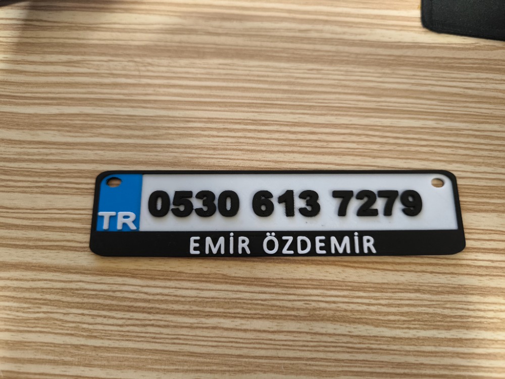 3D Kabartmalı Araç Telefon Numaratörü – Şık ve Çözüm Odaklı